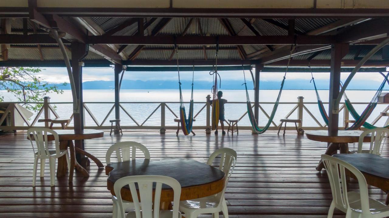 Chalet Castillo El Estor Luaran gambar