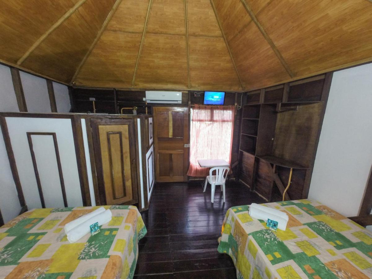 Chalet Castillo El Estor Luaran gambar
